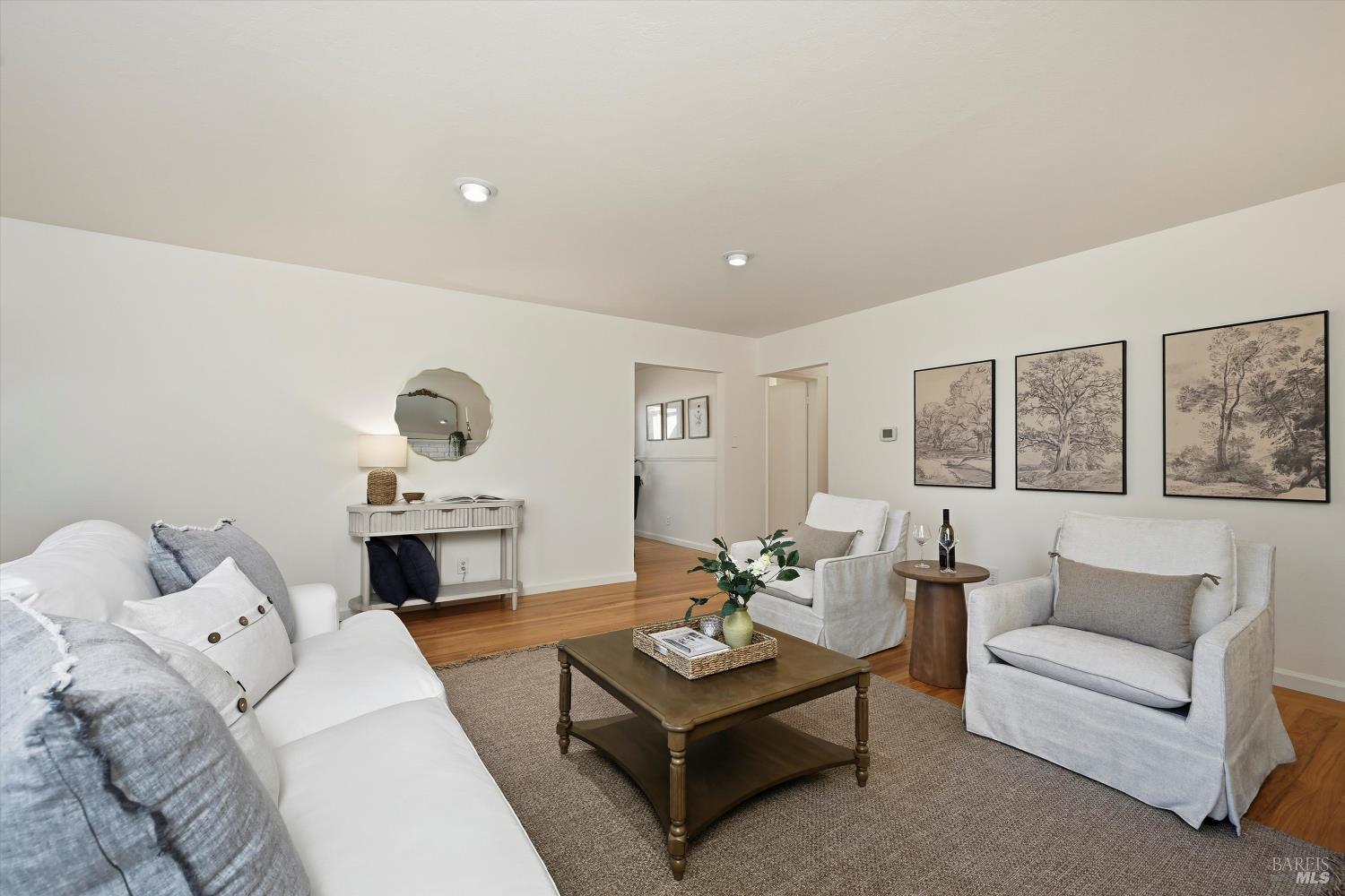 Santa Rosa, California, 95404, United States, 3 Bedrooms Bedrooms, ,2 BathroomsBathrooms,Residential,For Sale,1986551