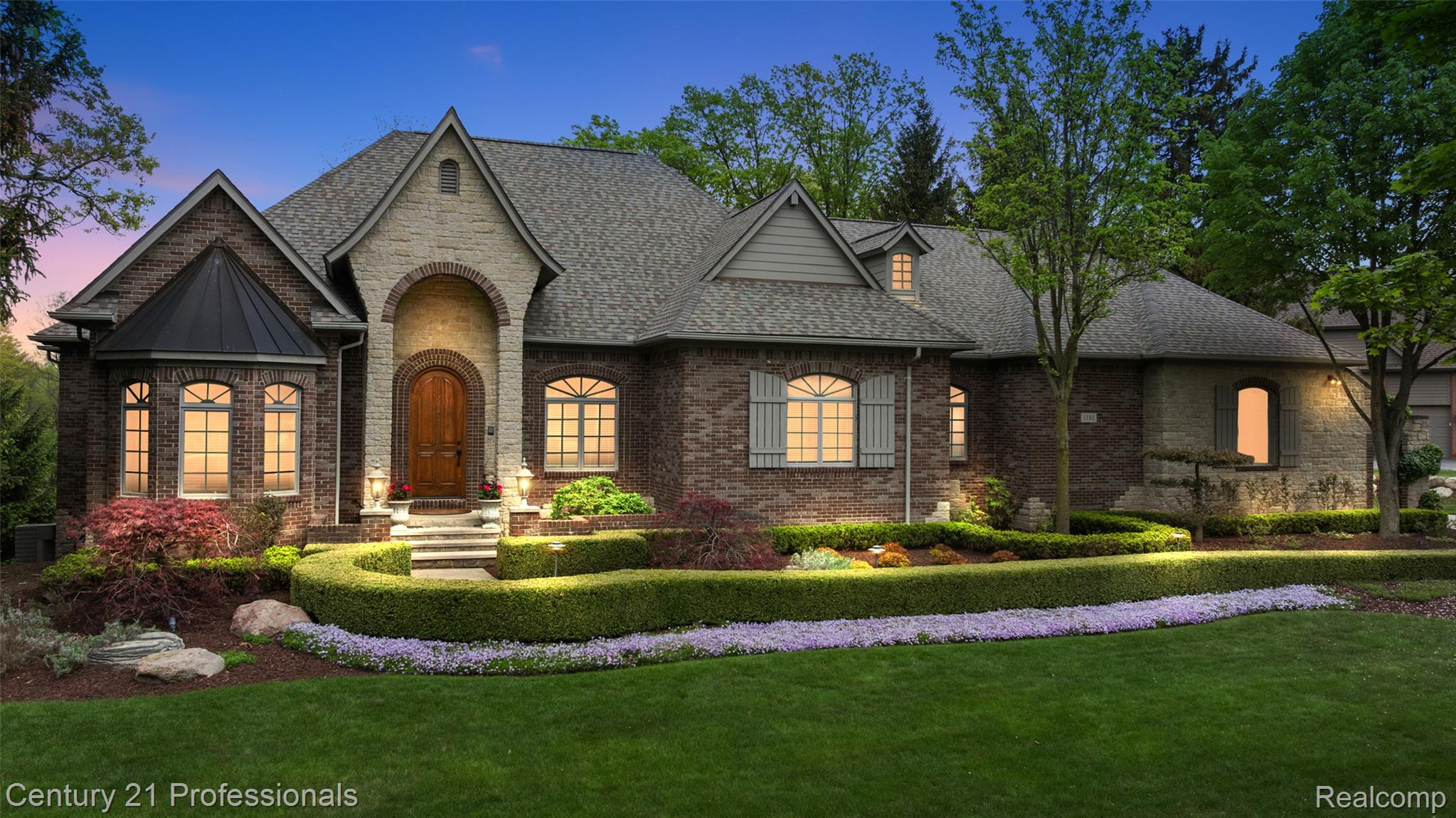 Oxford, Michigan, 48371, United States, 4 Bedrooms Bedrooms, ,4 BathroomsBathrooms,Residential,For Sale,1978317