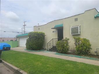 Los Angeles, California, 90001, United States, 2 Bedrooms Bedrooms, ,1 BathroomBathrooms,Residential,For Sale,1930973
