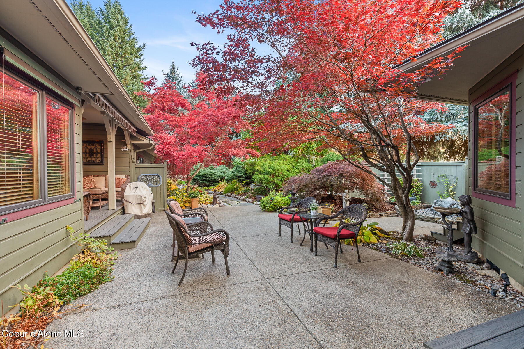 Hayden Lake, Idaho, 83835, United States, 4 Bedrooms Bedrooms, ,3 BathroomsBathrooms,Residential,For Sale,2007766