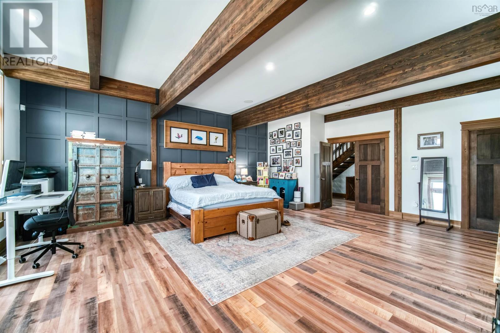 LAKE LOON, Nova Scotia, B2W 6C8, CA, 6 Bedrooms Bedrooms, ,6 BathroomsBathrooms,Residential,For Sale,1836689