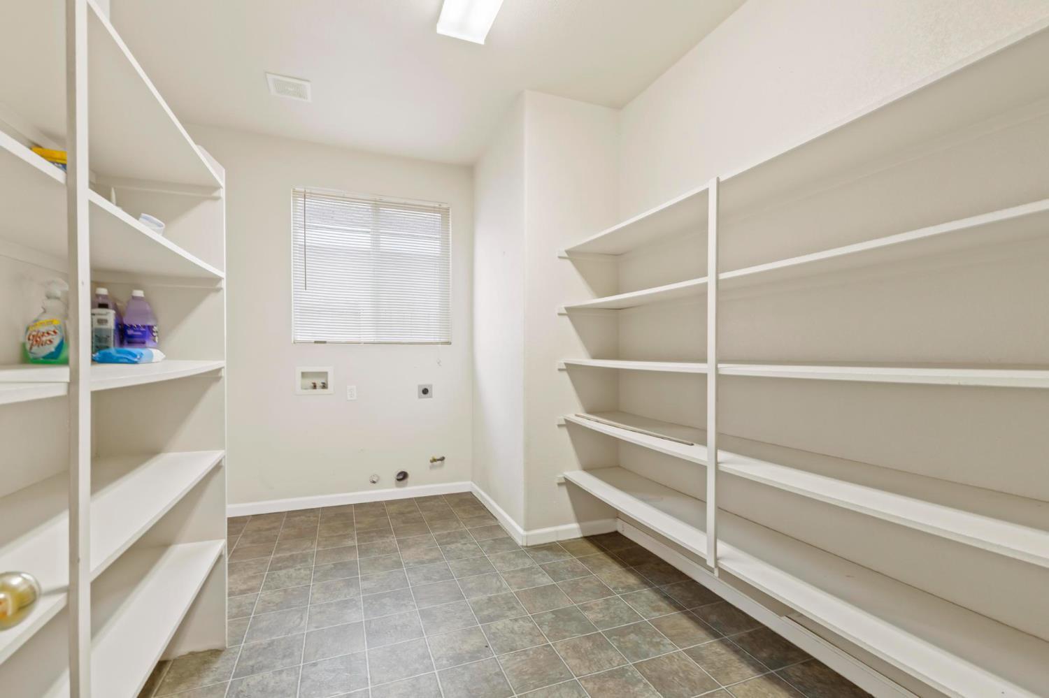 Roseville, California, 95747, United States, 3 Bedrooms Bedrooms, ,3 BathroomsBathrooms,Residential,For Sale,2000136