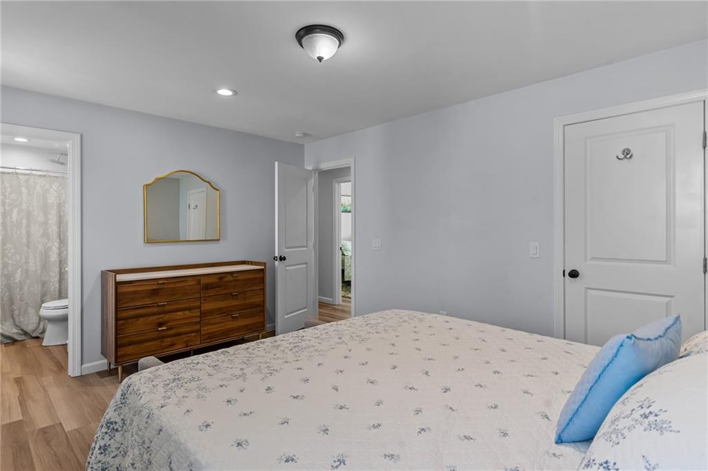Cranston, Rhode Island, 02910, United States, 3 Bedrooms Bedrooms, ,3 BathroomsBathrooms,Residential,For Sale,1915562