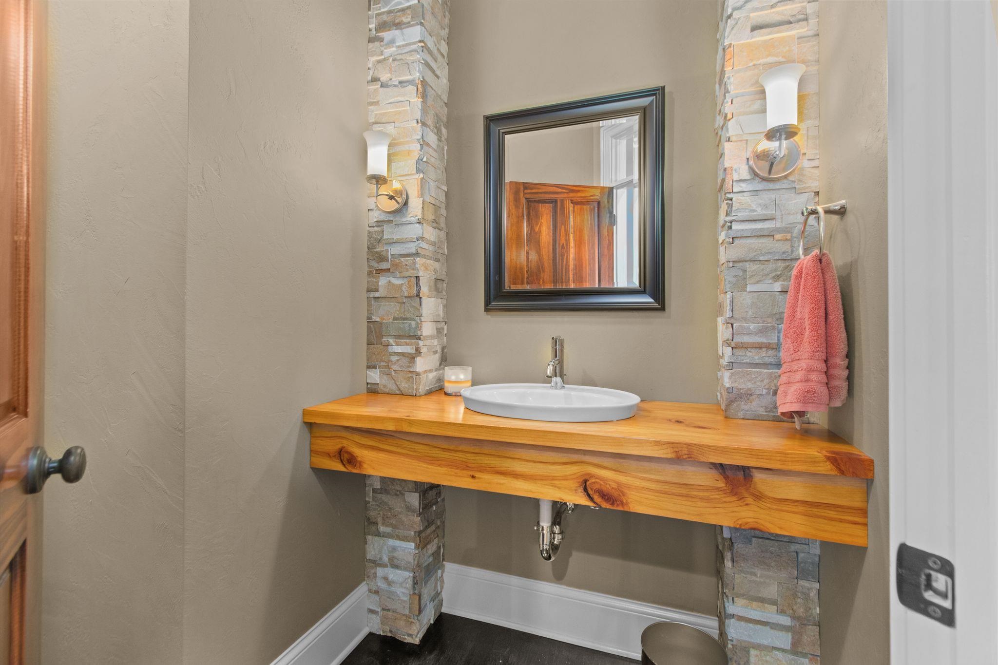 APPLETON, Wisconsin, 54913, United States, 3 Bedrooms Bedrooms, ,3 BathroomsBathrooms,Residential,For Sale,1987734