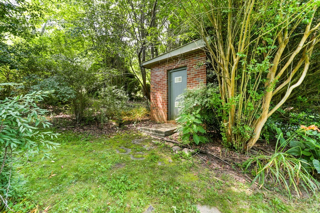 Blairsville, Georgia, 30512, United States, 4 Bedrooms Bedrooms, ,3 BathroomsBathrooms,Residential,For Sale,1930011