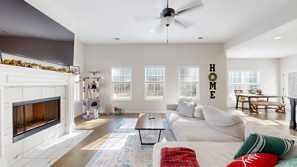 Cataula, Georgia, 31804, United States, 5 Bedrooms Bedrooms, ,5 BathroomsBathrooms,Residential,For Sale,1996944