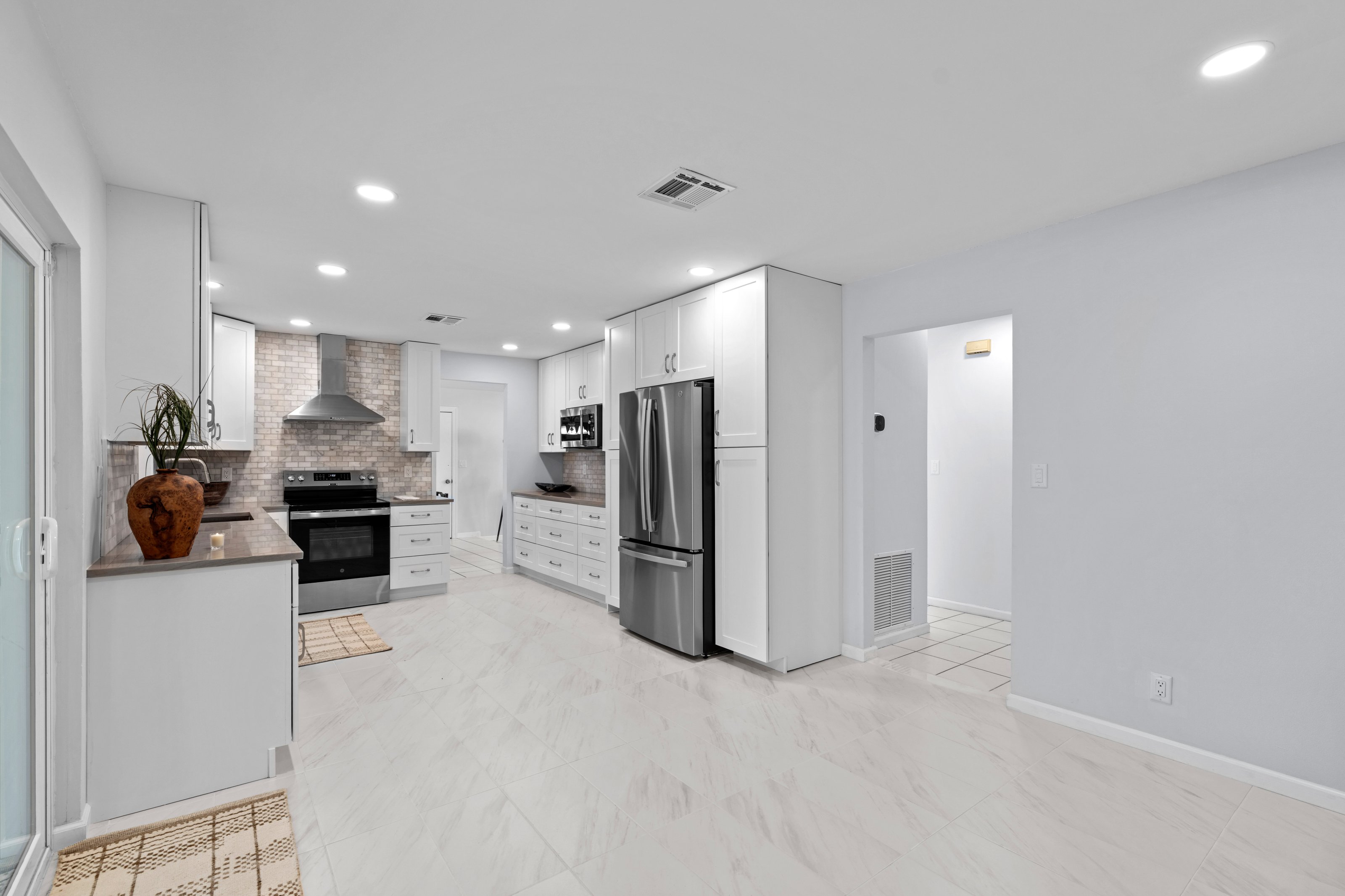  324 Sandpiper Avenue, Royal Palm Beach, FL, 33411 - 物件實景