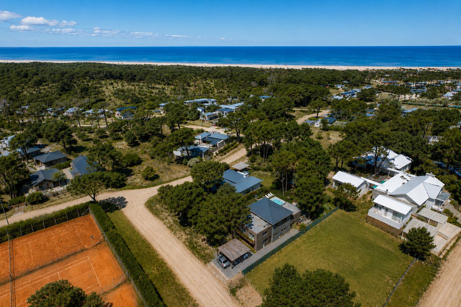  Elegant 4-Bedroom House with Pool in Pinar del Faro - 物件實景