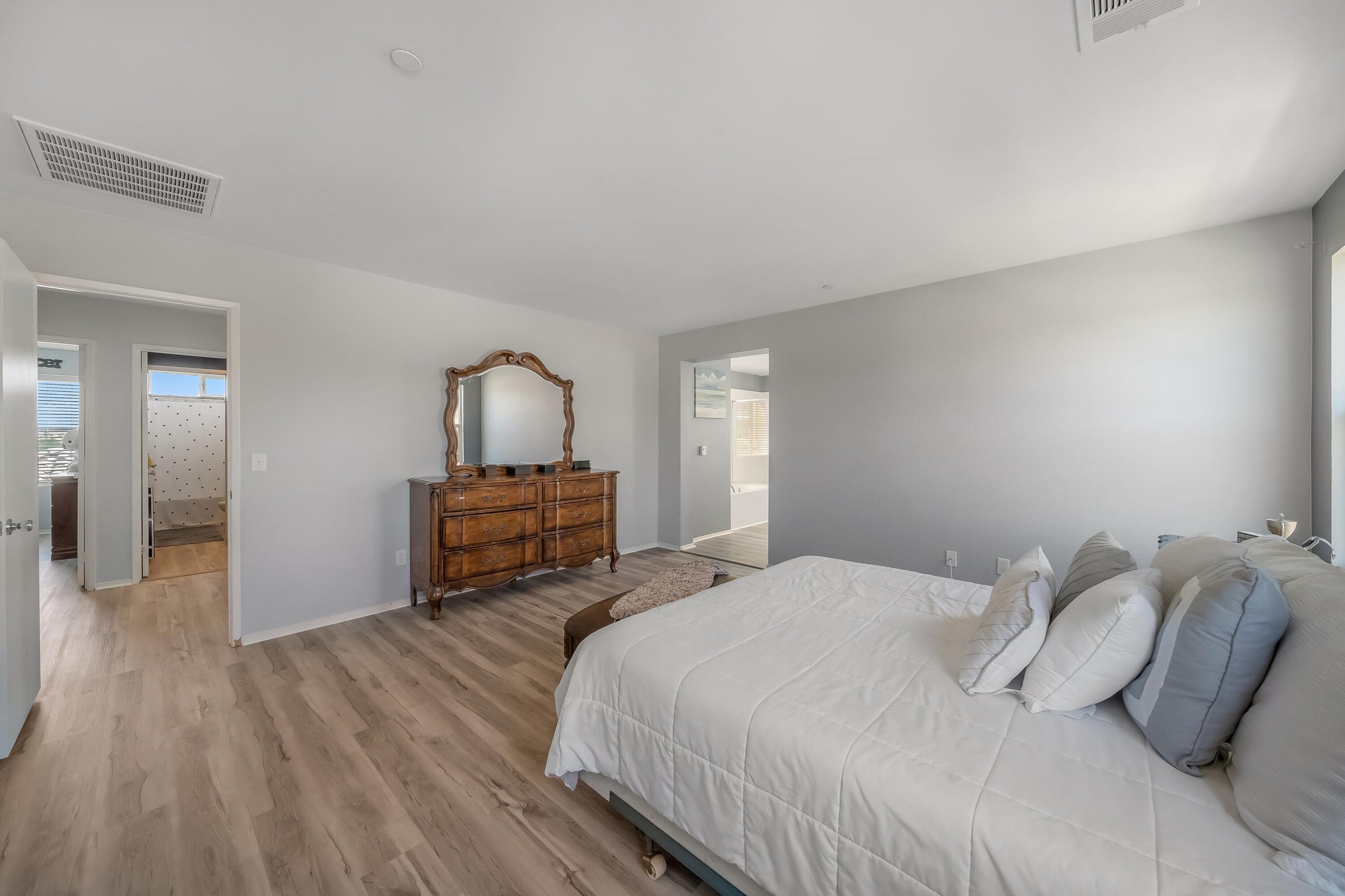 Coachella, California, 92236, United States, 5 Bedrooms Bedrooms, ,3 BathroomsBathrooms,Residential,For Sale,1986838