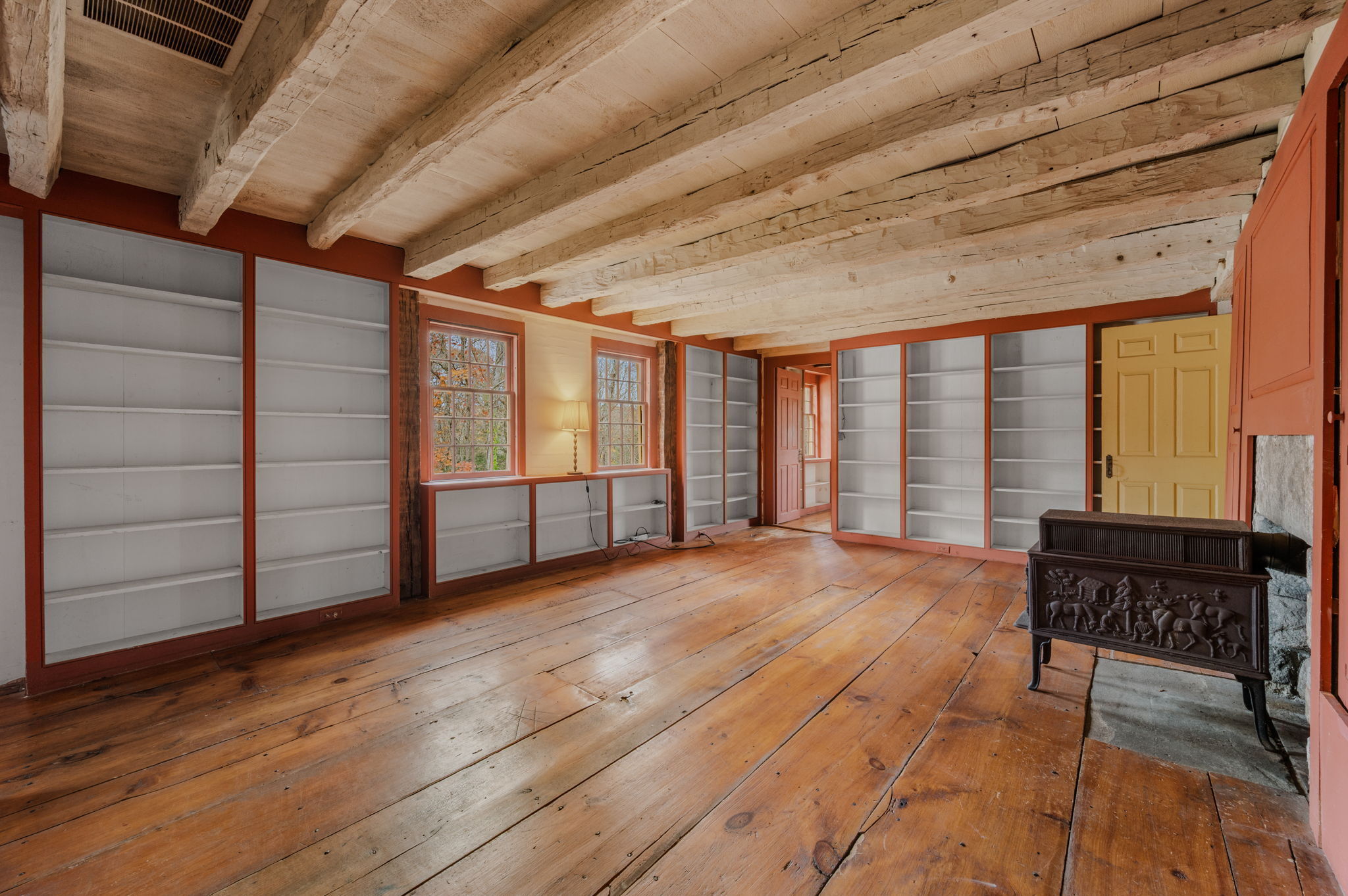 Lyme, Connecticut, 06371, United States, 2 Bedrooms Bedrooms, ,3 BathroomsBathrooms,Residential,For Sale,1991531