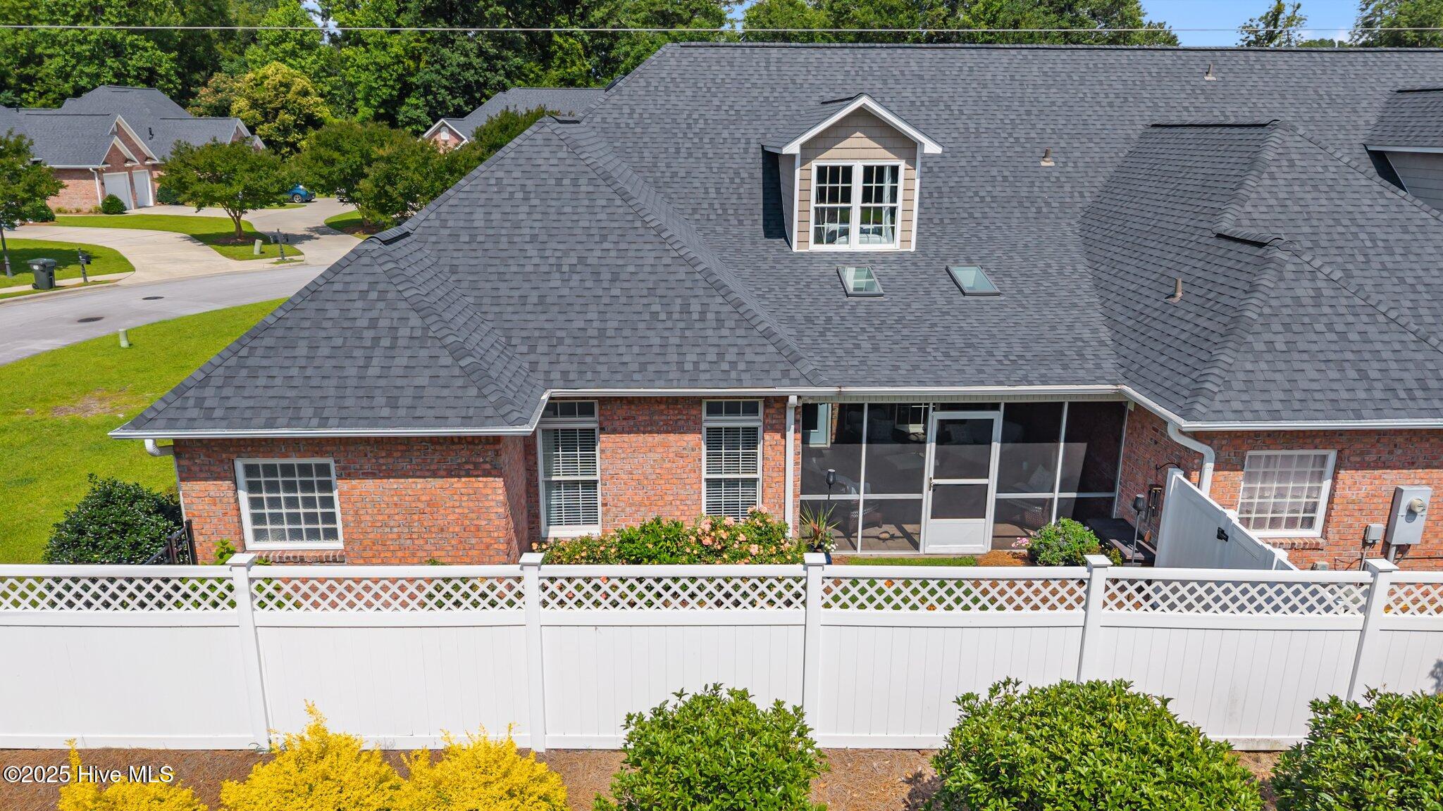 New Bern, North Carolina, 28562, United States, 4 Bedrooms Bedrooms, ,3 BathroomsBathrooms,Residential,For Sale,1858153
