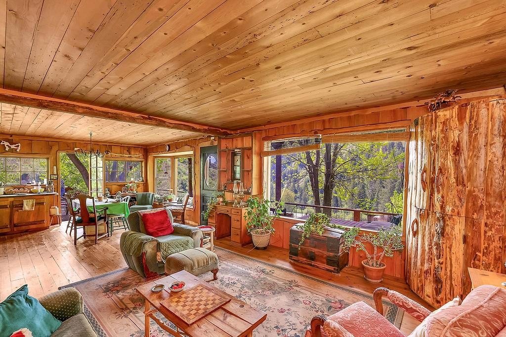 Riggins, Idaho, 83549, United States, 2 Bedrooms Bedrooms, ,1 BathroomBathrooms,Residential,For Sale,1825339