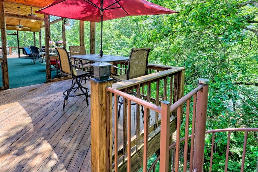 Blairsville, Georgia, 30512, United States, 4 Bedrooms Bedrooms, ,3 BathroomsBathrooms,Residential,For Sale,1827320