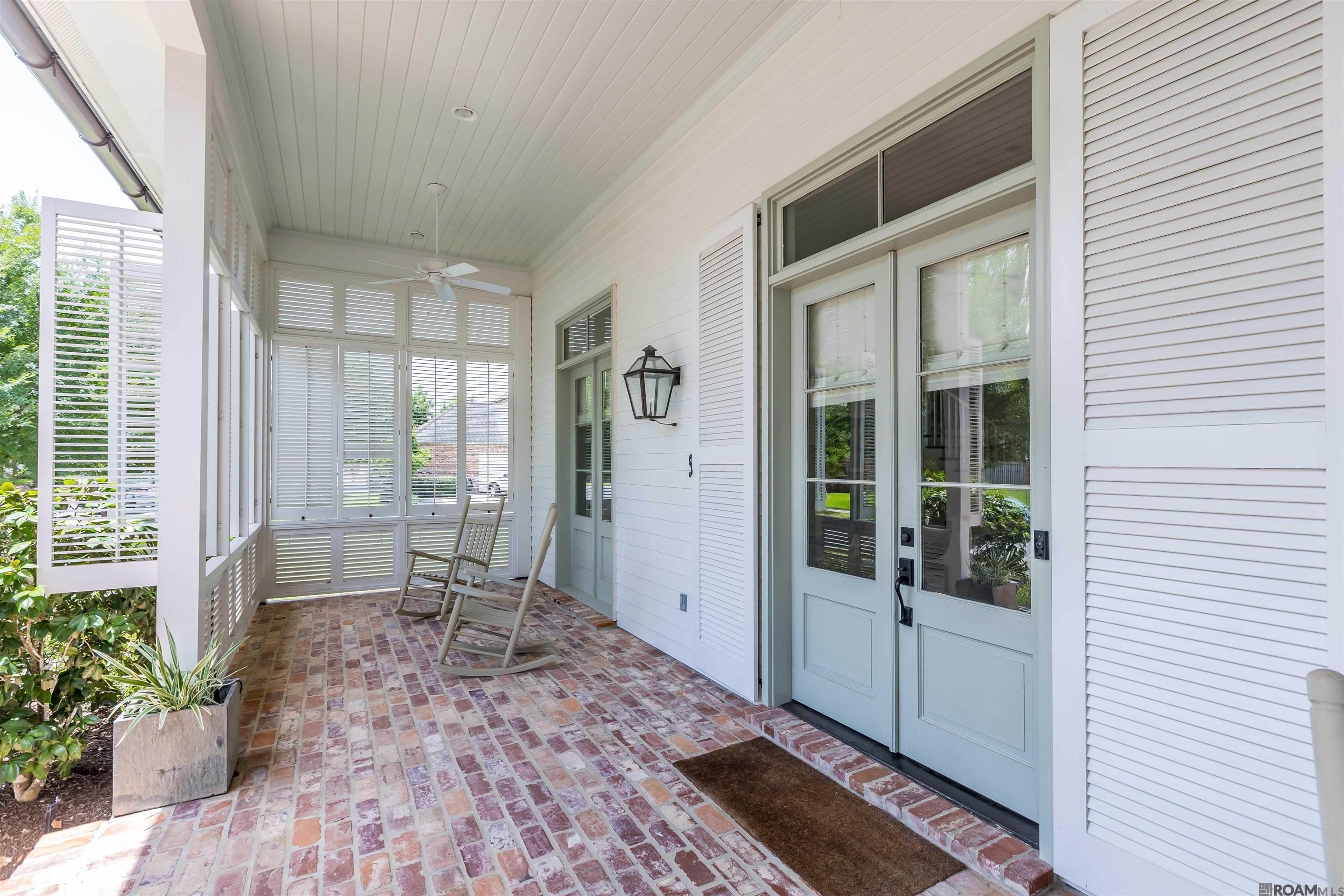 Saint George, Louisiana, 70810, United States, 4 Bedrooms Bedrooms, ,5 BathroomsBathrooms,Residential,For Sale,1894332