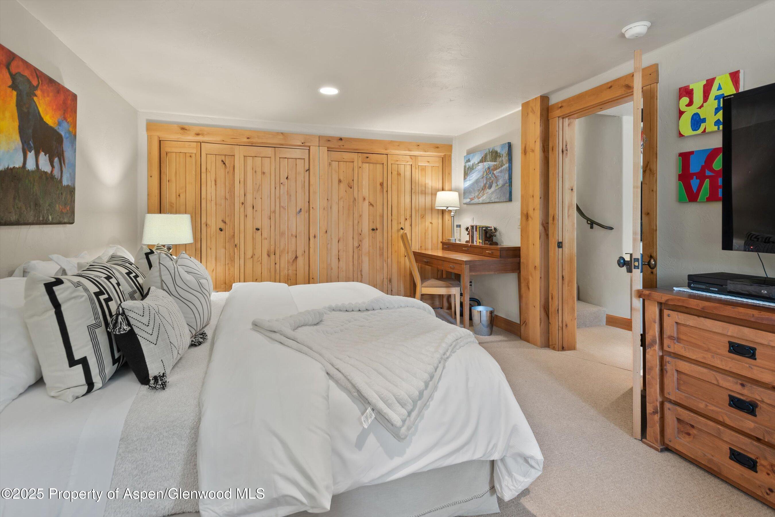 Snowmass Village, Colorado, 81615, United States, 3 Bedrooms Bedrooms, ,3 BathroomsBathrooms,Residential,For Sale,1874657