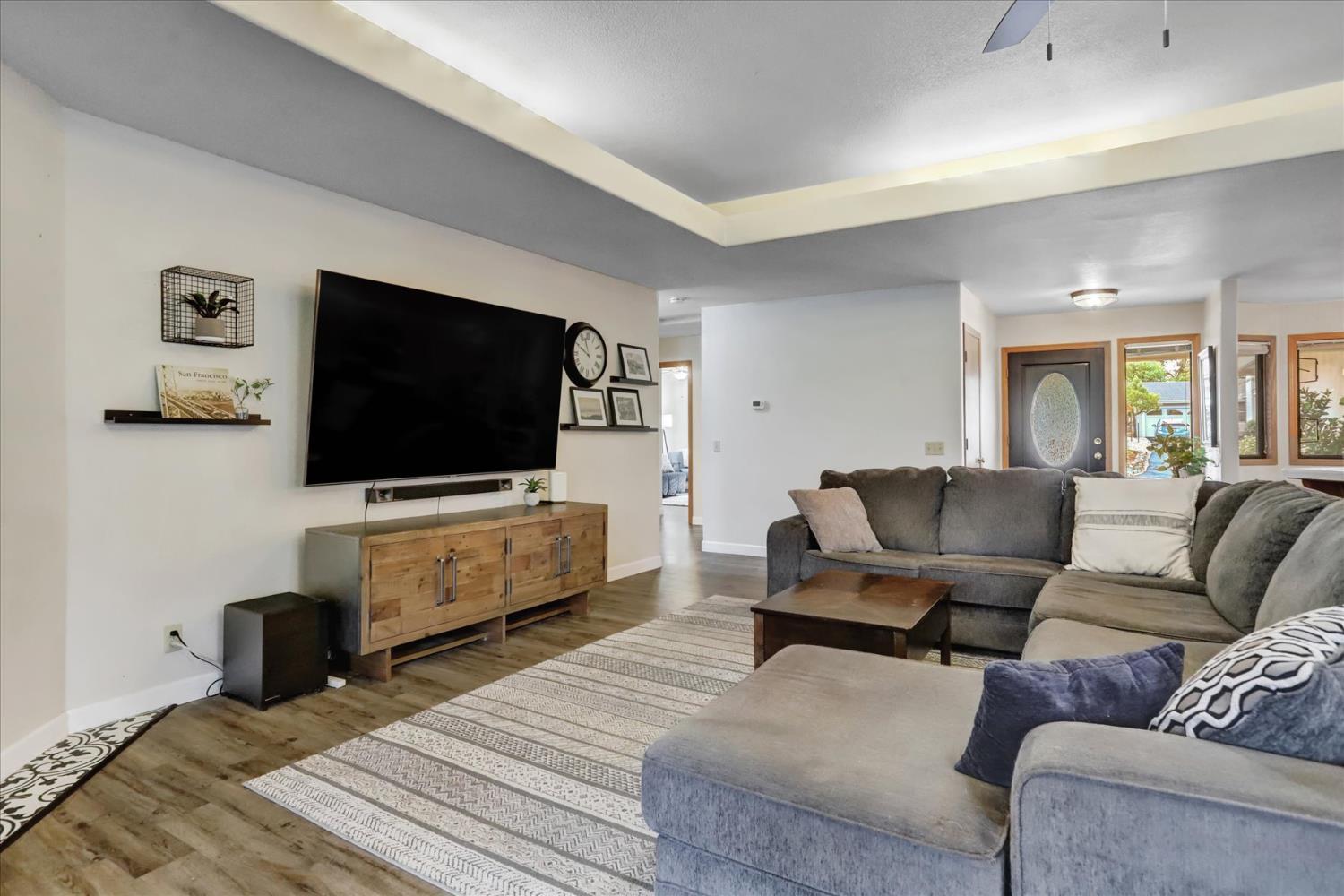 Penn Valley, California, 95946, United States, 3 Bedrooms Bedrooms, ,3 BathroomsBathrooms,Residential,For Sale,1979981