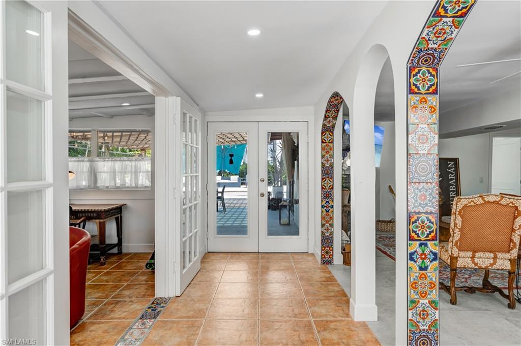 Fort Myers, Florida, 33901, United States, 3 Bedrooms Bedrooms, ,3 BathroomsBathrooms,Residential,For Sale,1991047