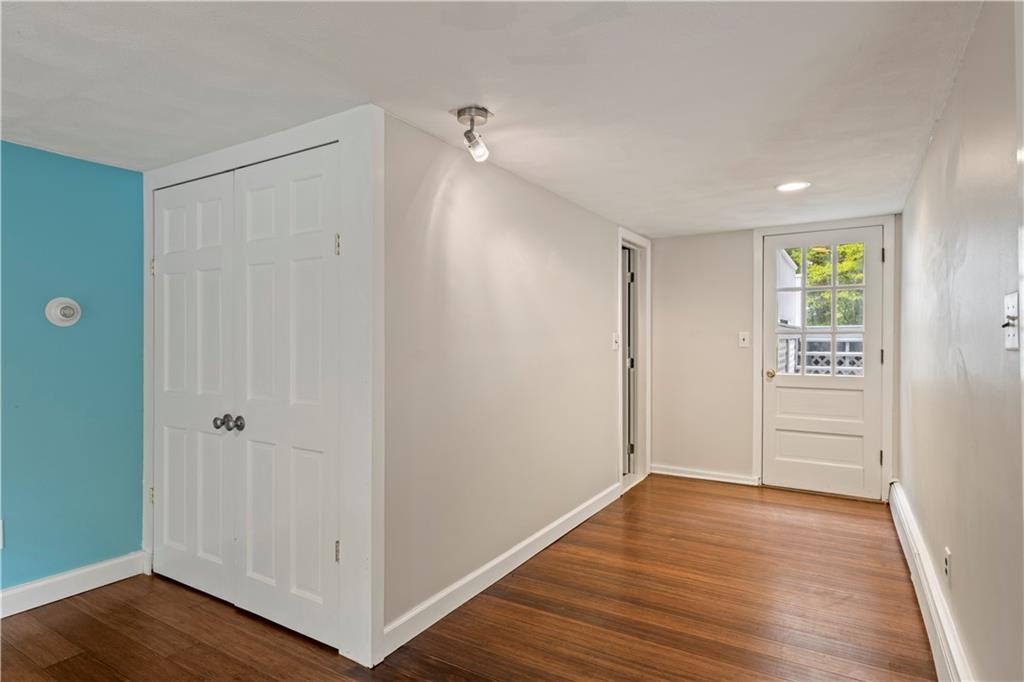 North Smithfield, Rhode Island, 02896, United States, 3 Bedrooms Bedrooms, ,3 BathroomsBathrooms,Residential,For Sale,1870589