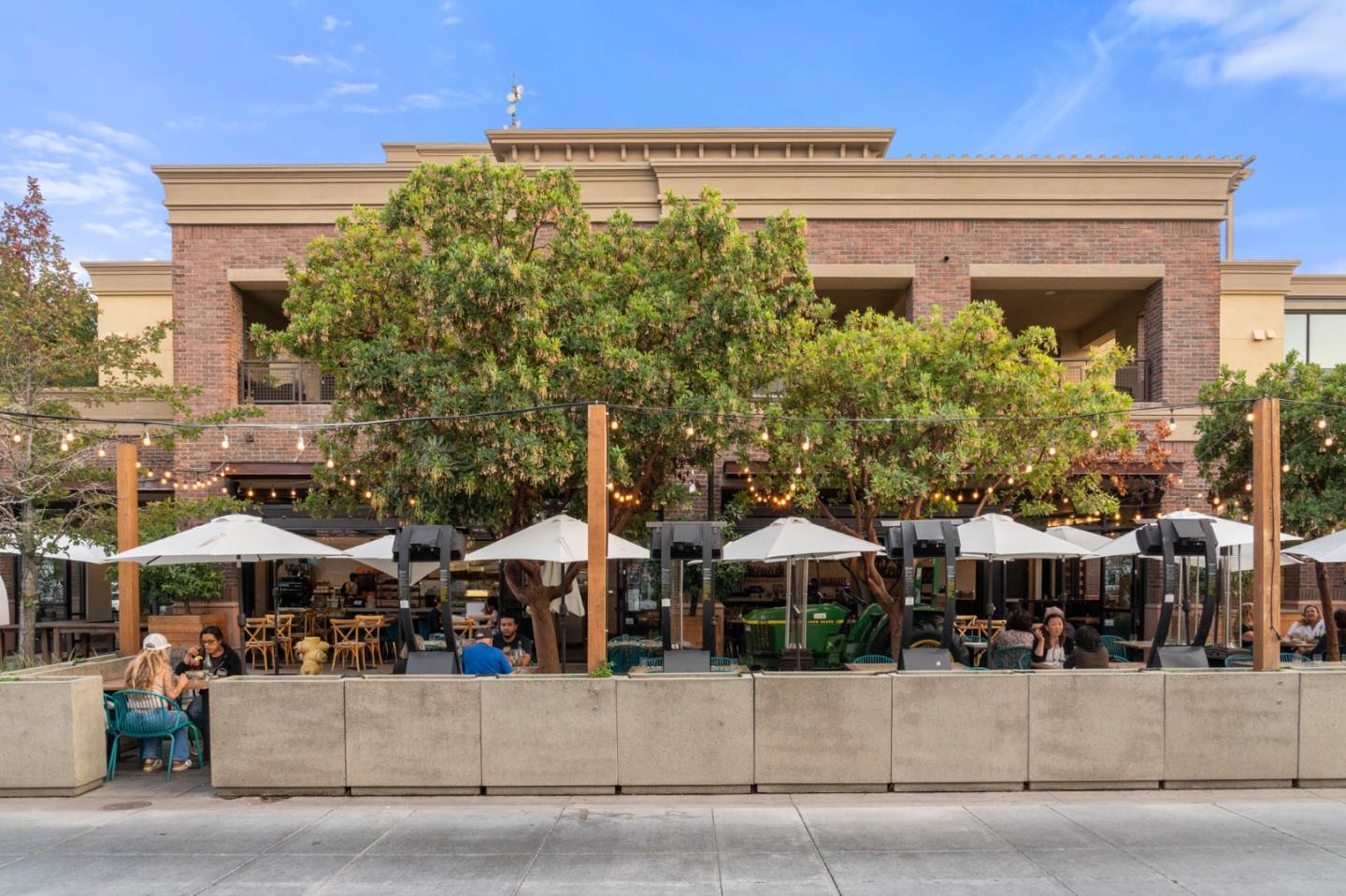 Morgan Hill, California, 95037, United States, 2 Bedrooms Bedrooms, ,2 BathroomsBathrooms,Residential,For Sale,1993030