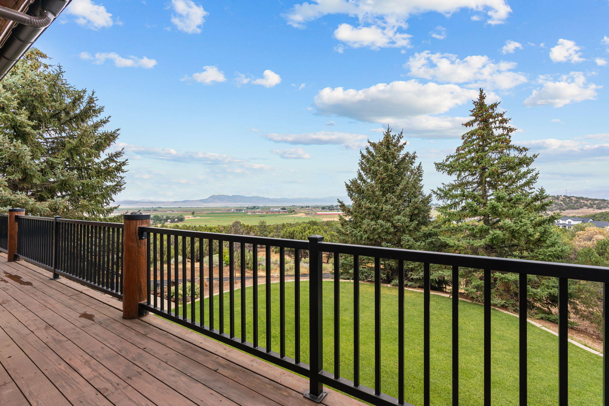 Parowan, Utah, 84761, United States, 5 Bedrooms Bedrooms, ,5 BathroomsBathrooms,Residential,For Sale,1976313