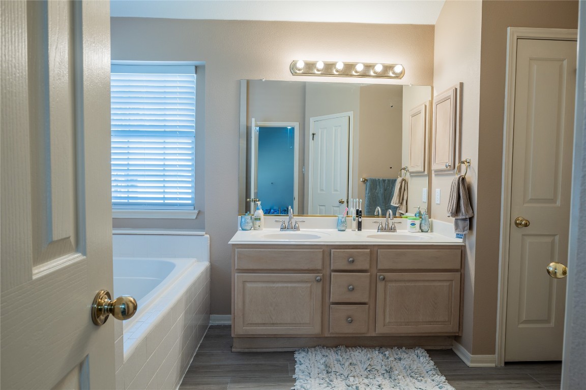 Austin, Texas, 78749, United States, 3 Bedrooms Bedrooms, ,2 BathroomsBathrooms,Residential,For Sale,1759172