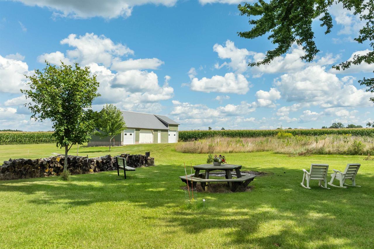 Green Lake, Wisconsin, 54941, United States, 4 Bedrooms Bedrooms, ,3 BathroomsBathrooms,Residential,For Sale,1928712