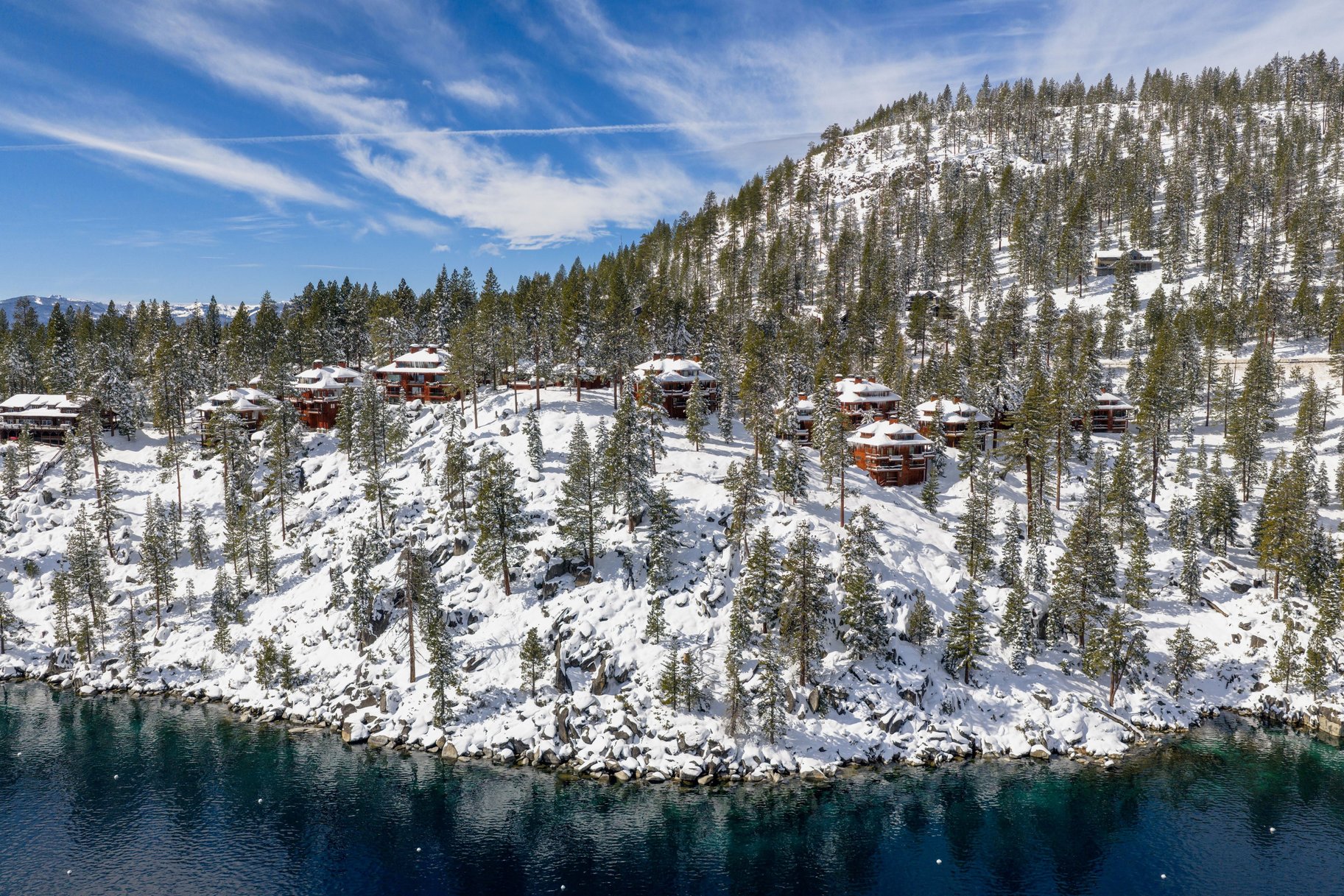  Legendary Stillwater Cove  Gated. Private. Lakefront - 物件實景