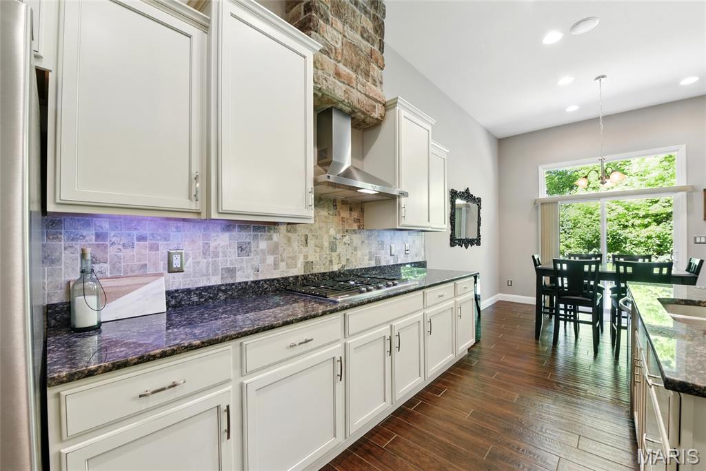 Wentzville, Missouri, 63385, United States, 4 Bedrooms Bedrooms, ,3 BathroomsBathrooms,Residential,For Sale,1927364