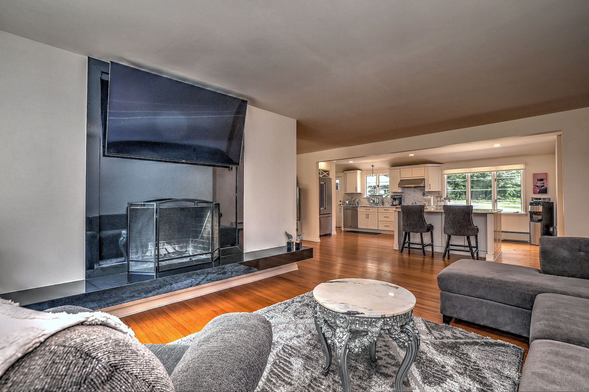 Woodbridge, Connecticut, 06525, United States, 5 Bedrooms Bedrooms, ,4 BathroomsBathrooms,Residential,For Sale,1890965