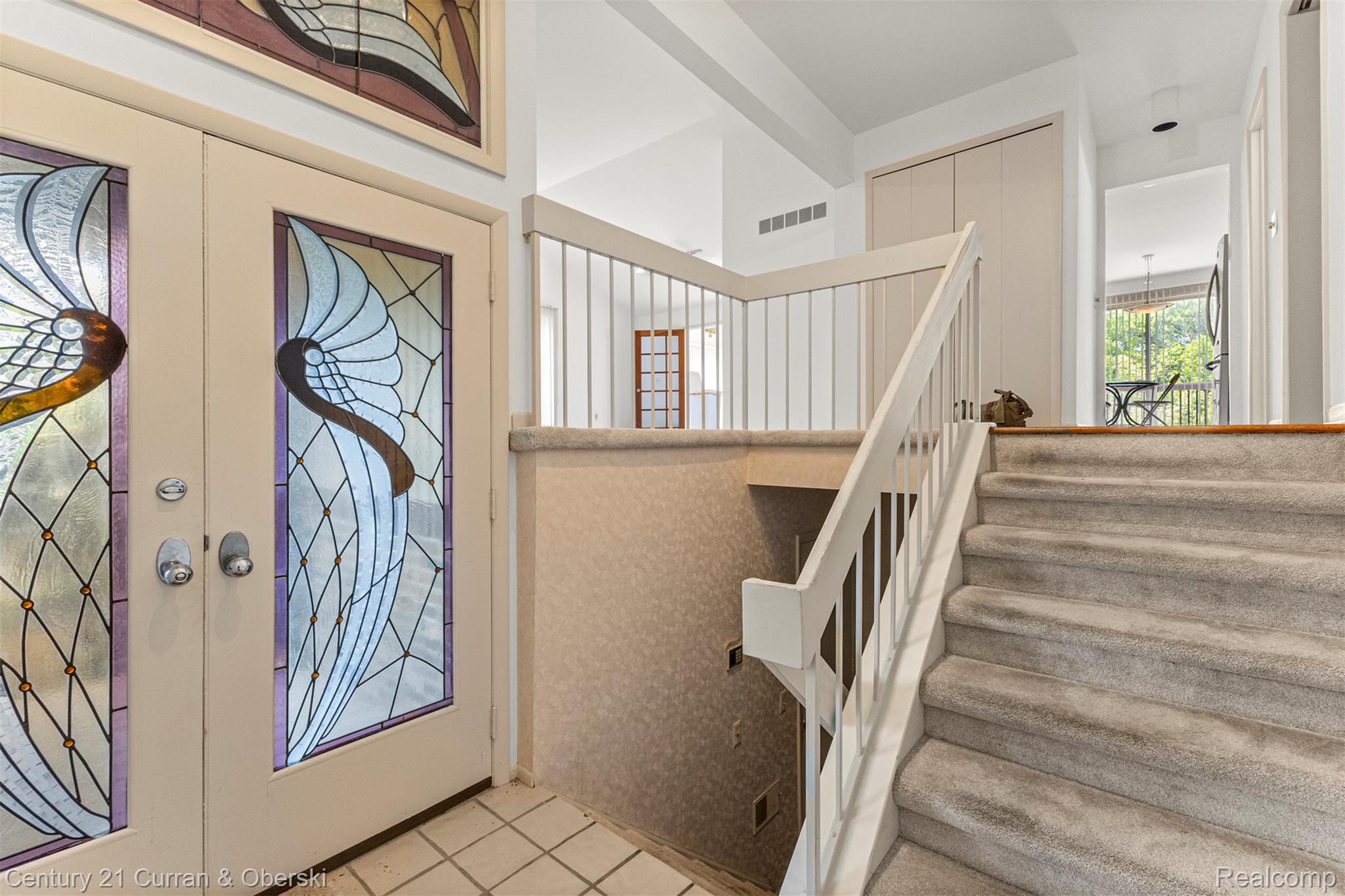 West Bloomfield Charter Township, Michigan, 48323, United States, 4 Bedrooms Bedrooms, ,4 BathroomsBathrooms,Residential,For Sale,1942642