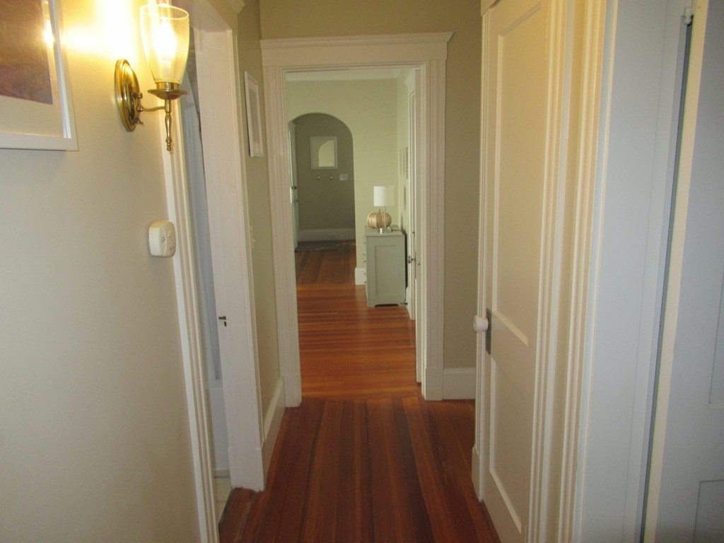Salem, Massachusetts, 01970, United States, 4 Bedrooms Bedrooms, ,2 BathroomsBathrooms,Residential,For Sale,1846004