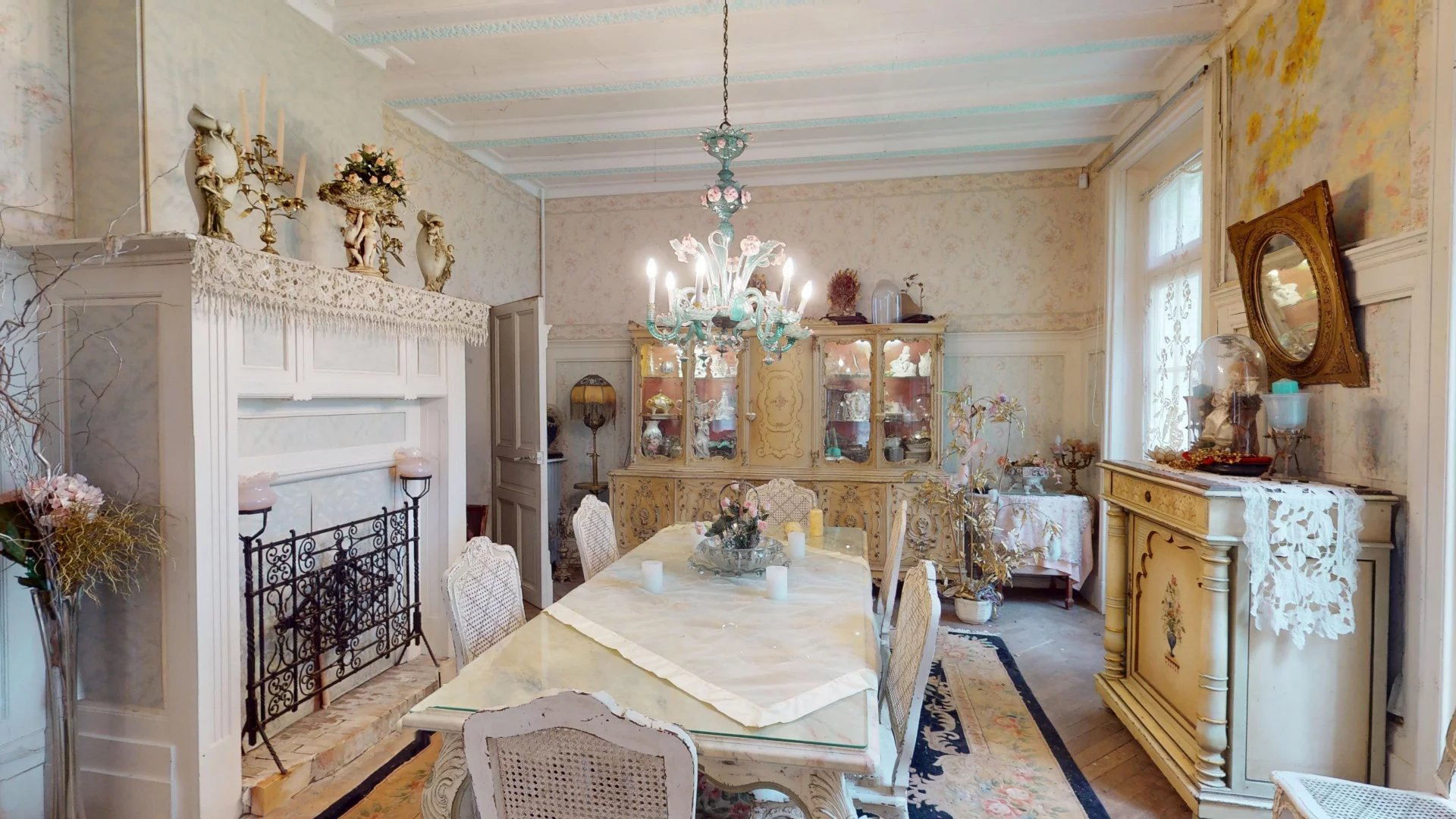 Montauban, Occitanie, 82000, FR, 8 Bedrooms Bedrooms, ,Residential,For Sale,1998333