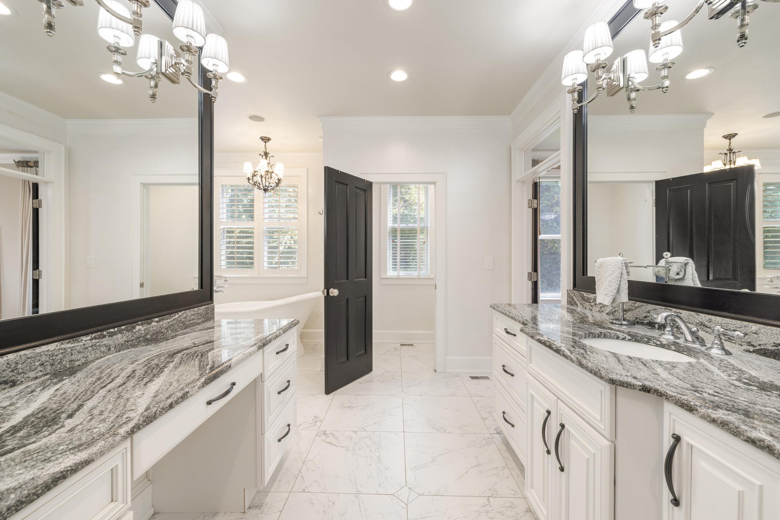 Tallahassee, Florida, 32312, United States, 4 Bedrooms Bedrooms, ,6 BathroomsBathrooms,Residential,For Sale,1846572