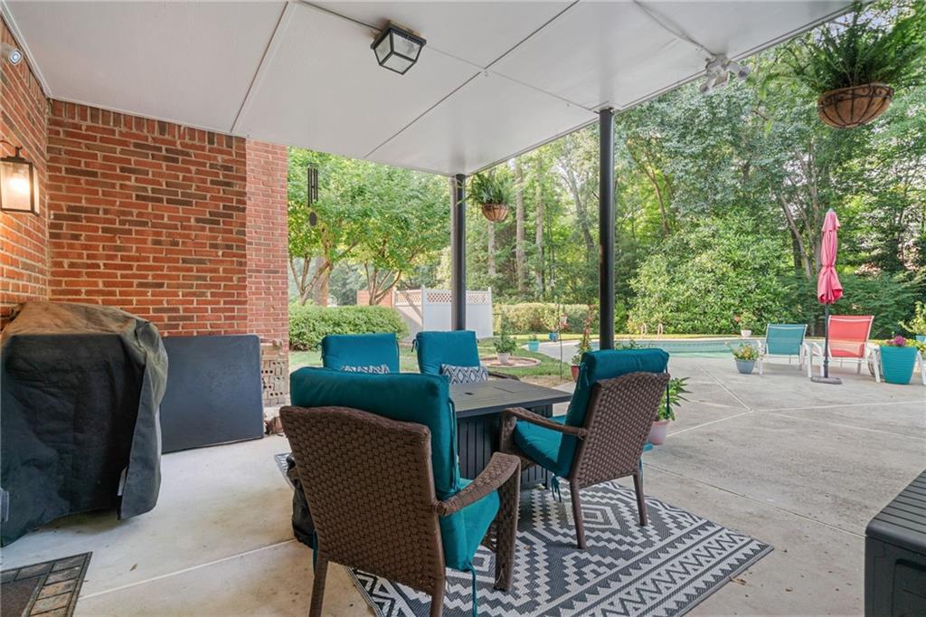 Loganville, Georgia, 30052, United States, 4 Bedrooms Bedrooms, ,4 BathroomsBathrooms,Residential,For Sale,2007838