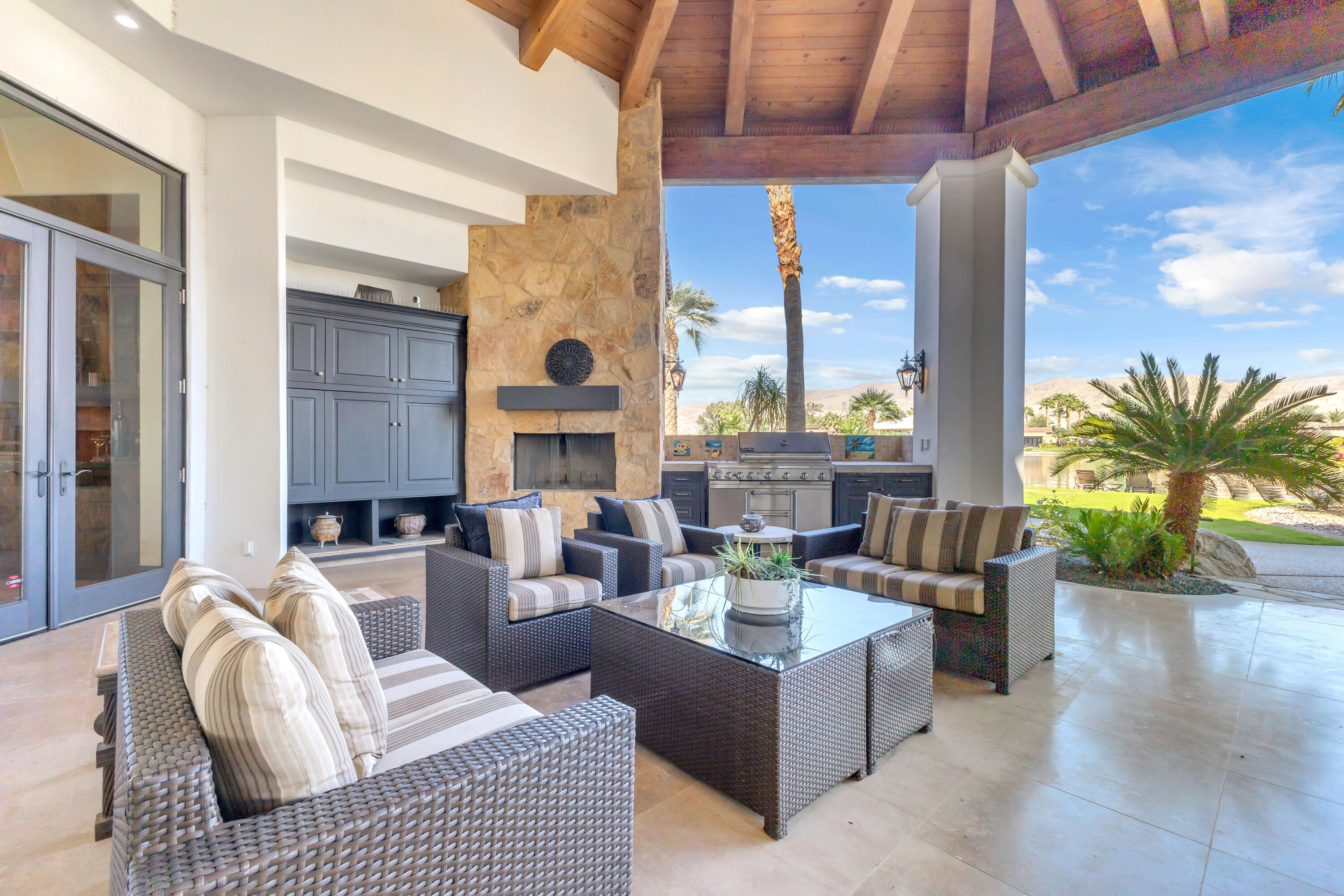 Indio, California, 92203, United States, 5 Bedrooms Bedrooms, ,4 BathroomsBathrooms,Residential,For Sale,1992835