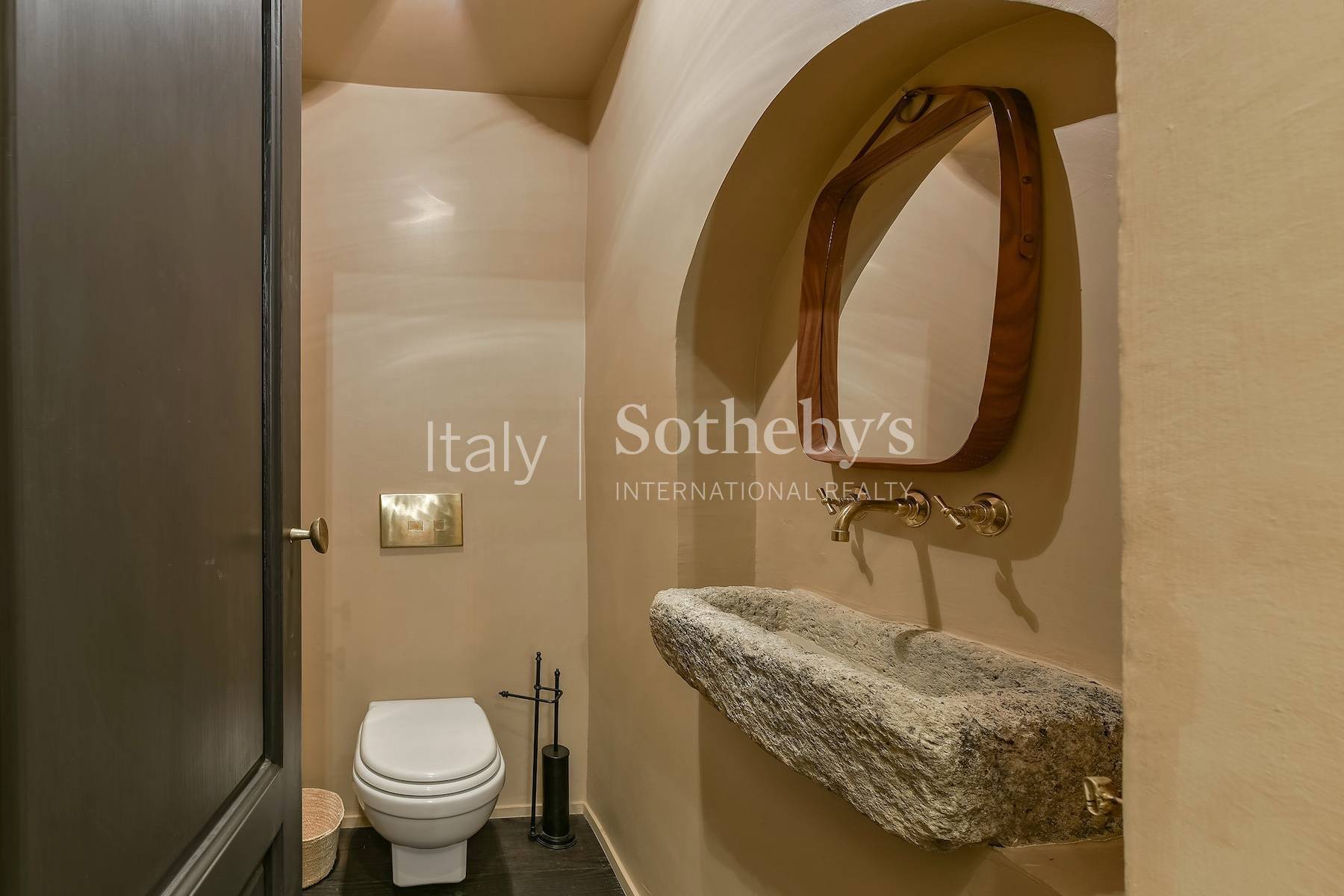  Splendid renovated castle with pool in the Florentine Chianti - 物件實景