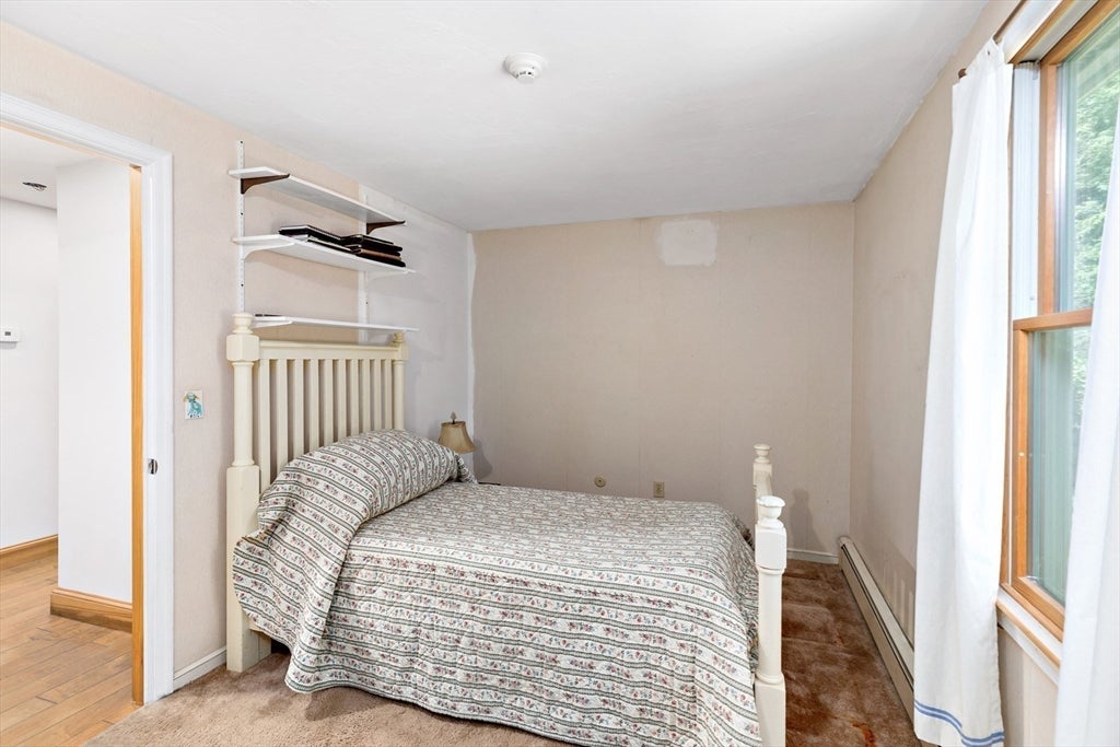 Carver, Massachusetts, 02330, United States, 3 Bedrooms Bedrooms, ,3 BathroomsBathrooms,Residential,For Sale,1929096