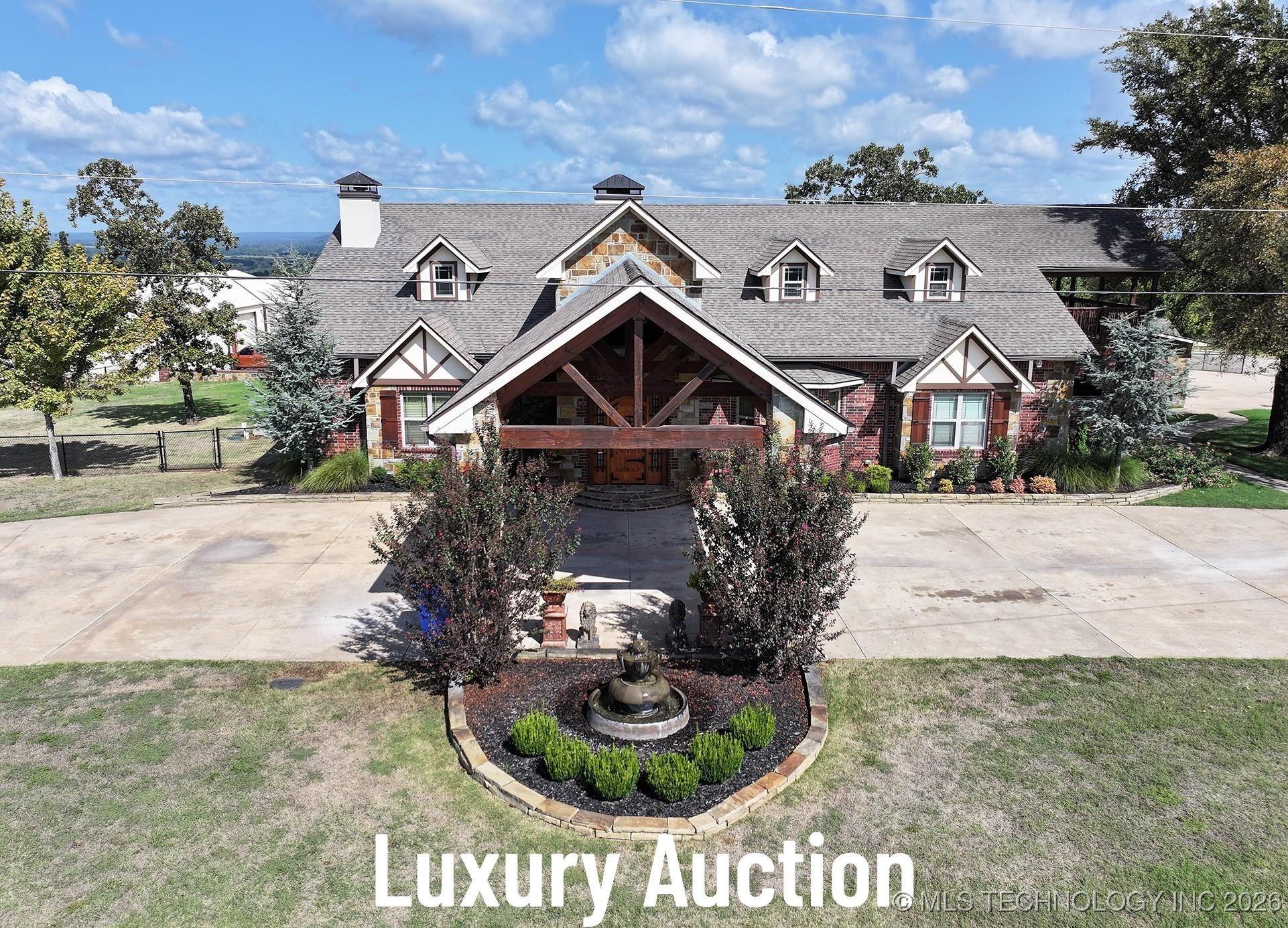 Sallisaw, Oklahoma, 74955, United States, 3 Bedrooms Bedrooms, ,3 BathroomsBathrooms,Residential,For Sale,2009698