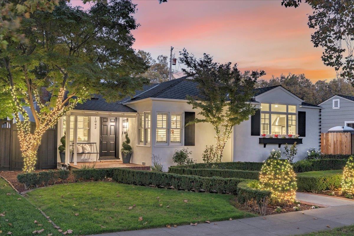 San Jose, California, 95125, United States, 3 Bedrooms Bedrooms, ,2 BathroomsBathrooms,Residential,For Sale,1989346