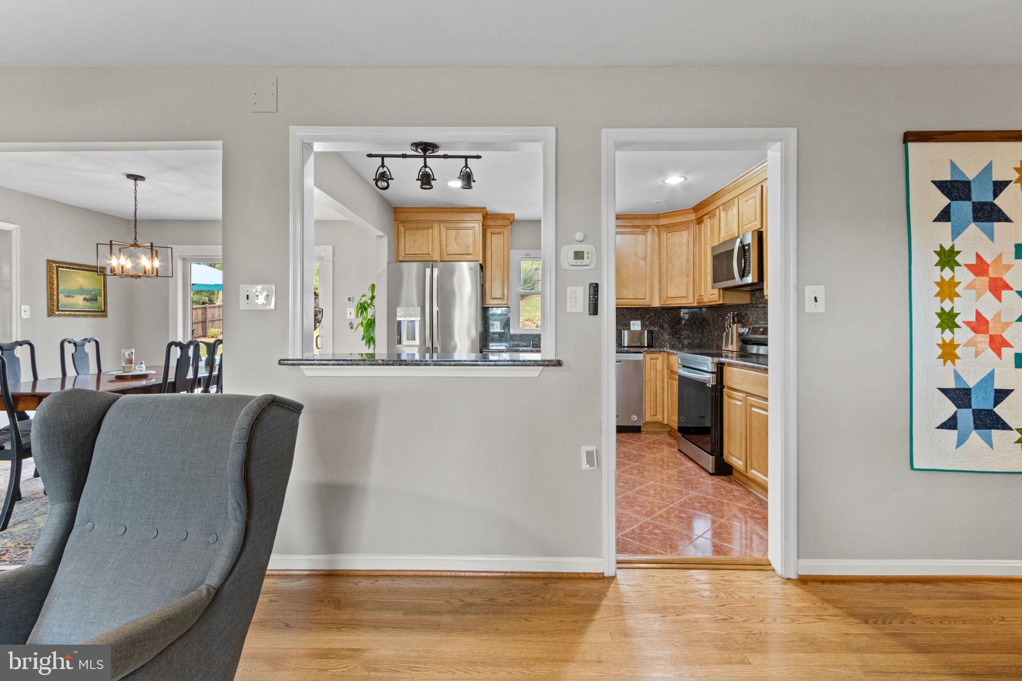 Lorton, Virginia, 22079, United States, 4 Bedrooms Bedrooms, ,3 BathroomsBathrooms,Residential,For Sale,1974671