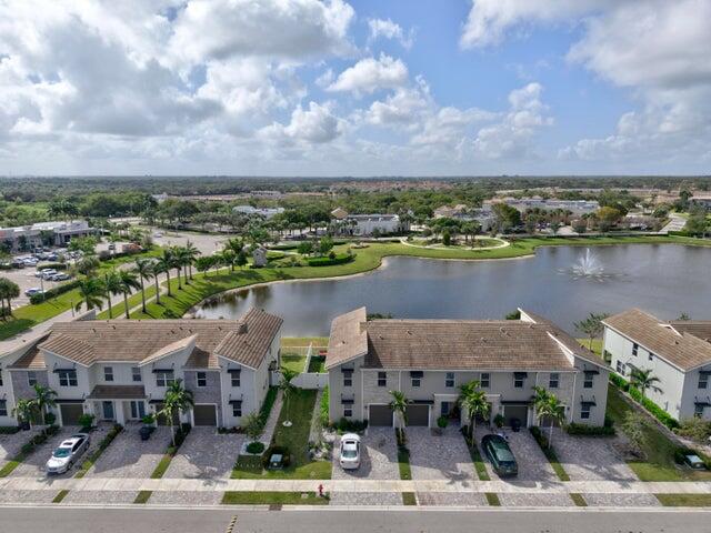 Lake Worth, Florida, 33467, United States, 4 Bedrooms Bedrooms, ,3 BathroomsBathrooms,Residential,For Sale,1819485