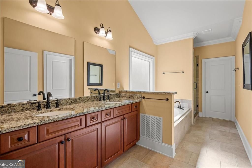 Marietta, Georgia, 30062, United States, 4 Bedrooms Bedrooms, ,5 BathroomsBathrooms,Residential,For Sale,1959898