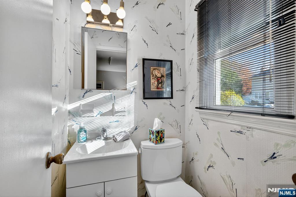 Hillsdale, New Jersey, 07642, United States, 3 Bedrooms Bedrooms, ,2 BathroomsBathrooms,Residential,For Sale,1987903