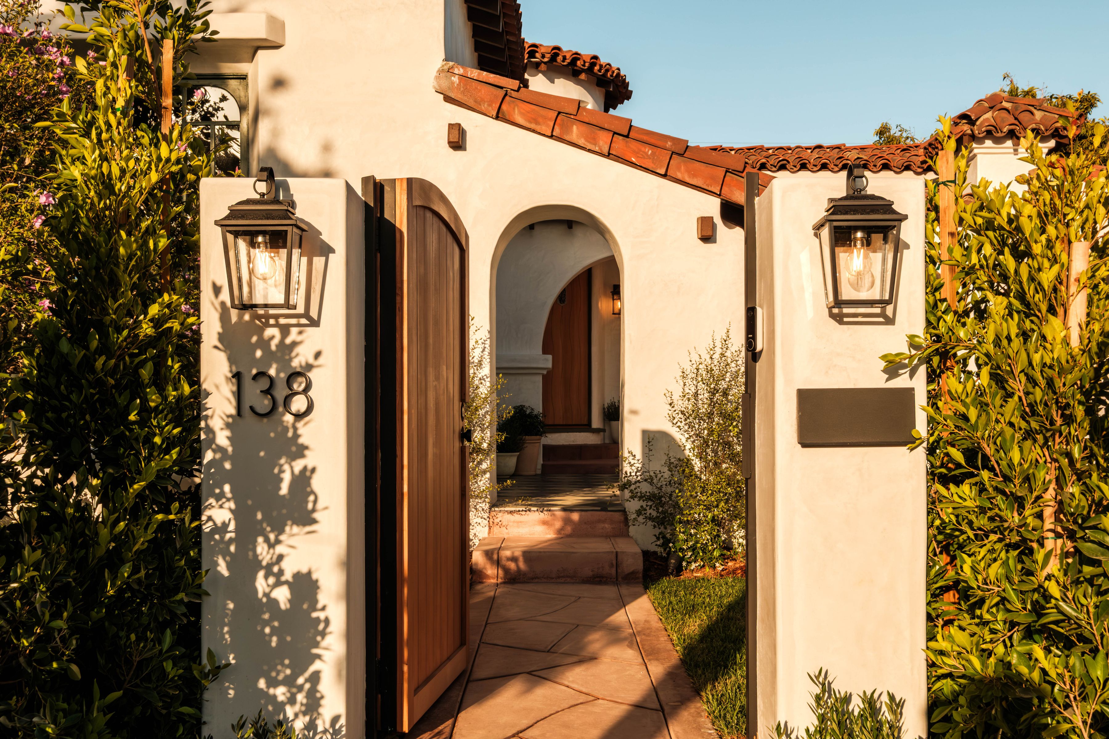  138 S La Jolla Ave - 物件實景