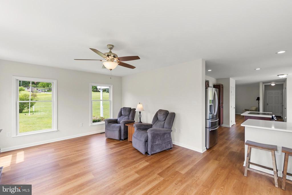 Winchester, Virginia, 22603, United States, 4 Bedrooms Bedrooms, ,3 BathroomsBathrooms,Residential,For Sale,1838915