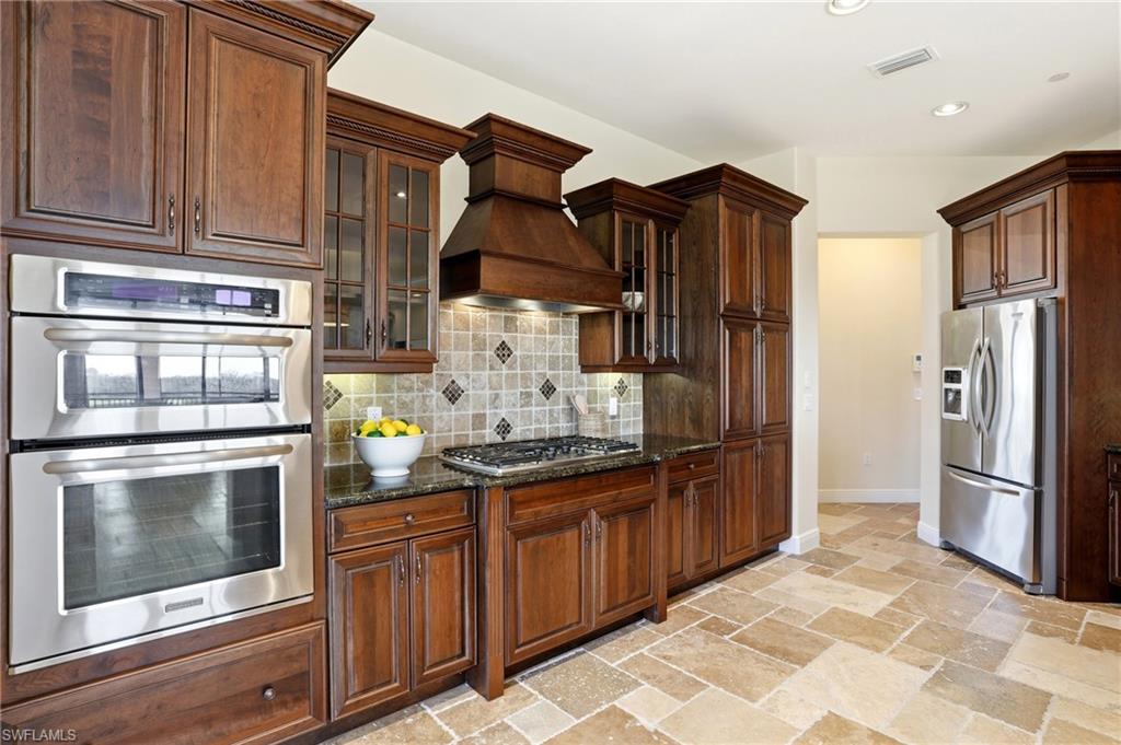 Naples, Florida, 34109, United States, 2 Bedrooms Bedrooms, ,3 BathroomsBathrooms,Residential,For Sale,1999101