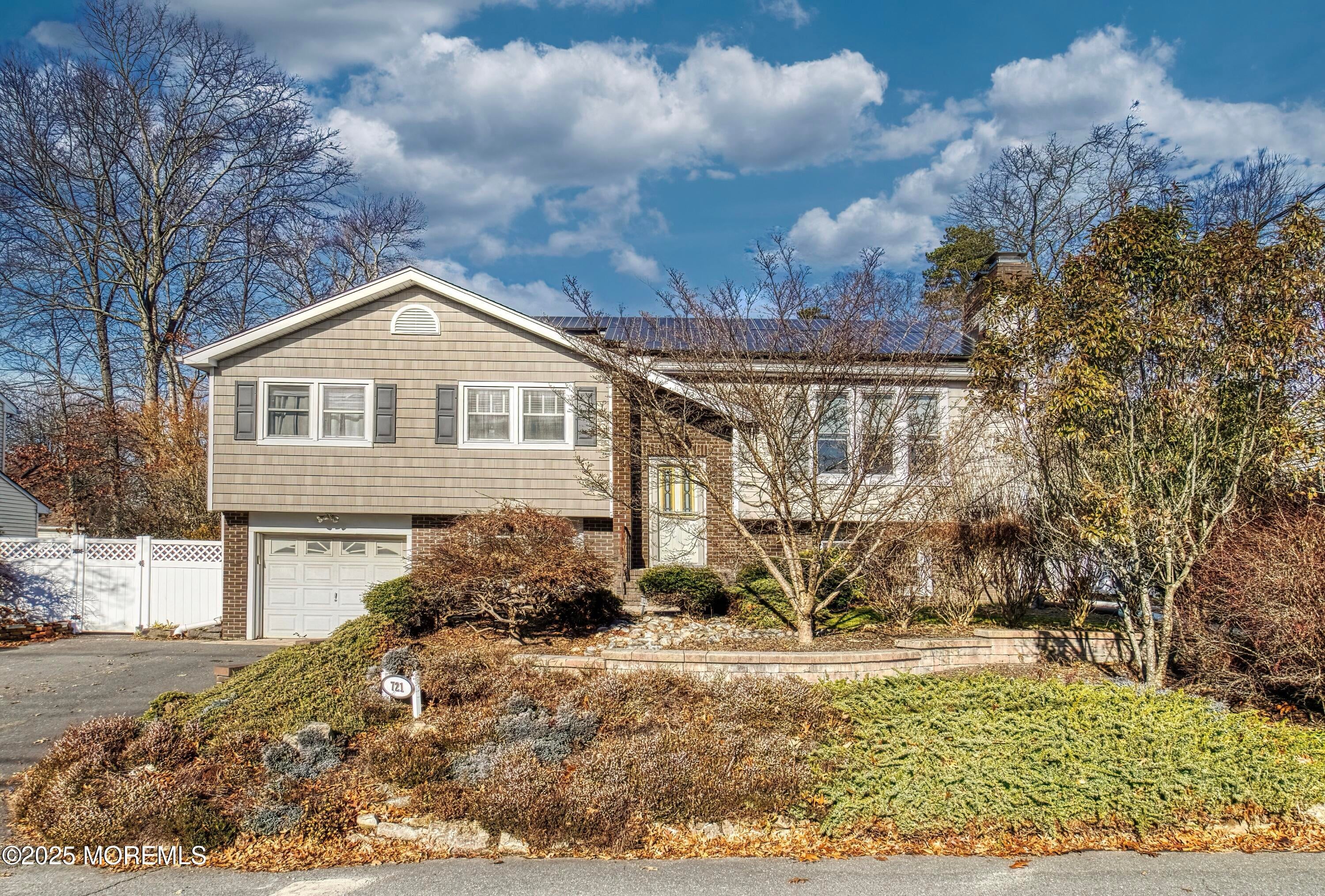 Brick, New Jersey, 08724, United States, 4 Bedrooms Bedrooms, ,2 BathroomsBathrooms,Residential,For Sale,2005983