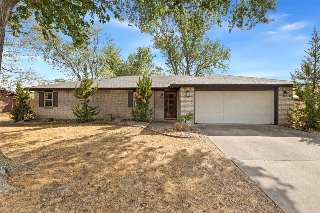 16th St, Bentonville, AR 72712