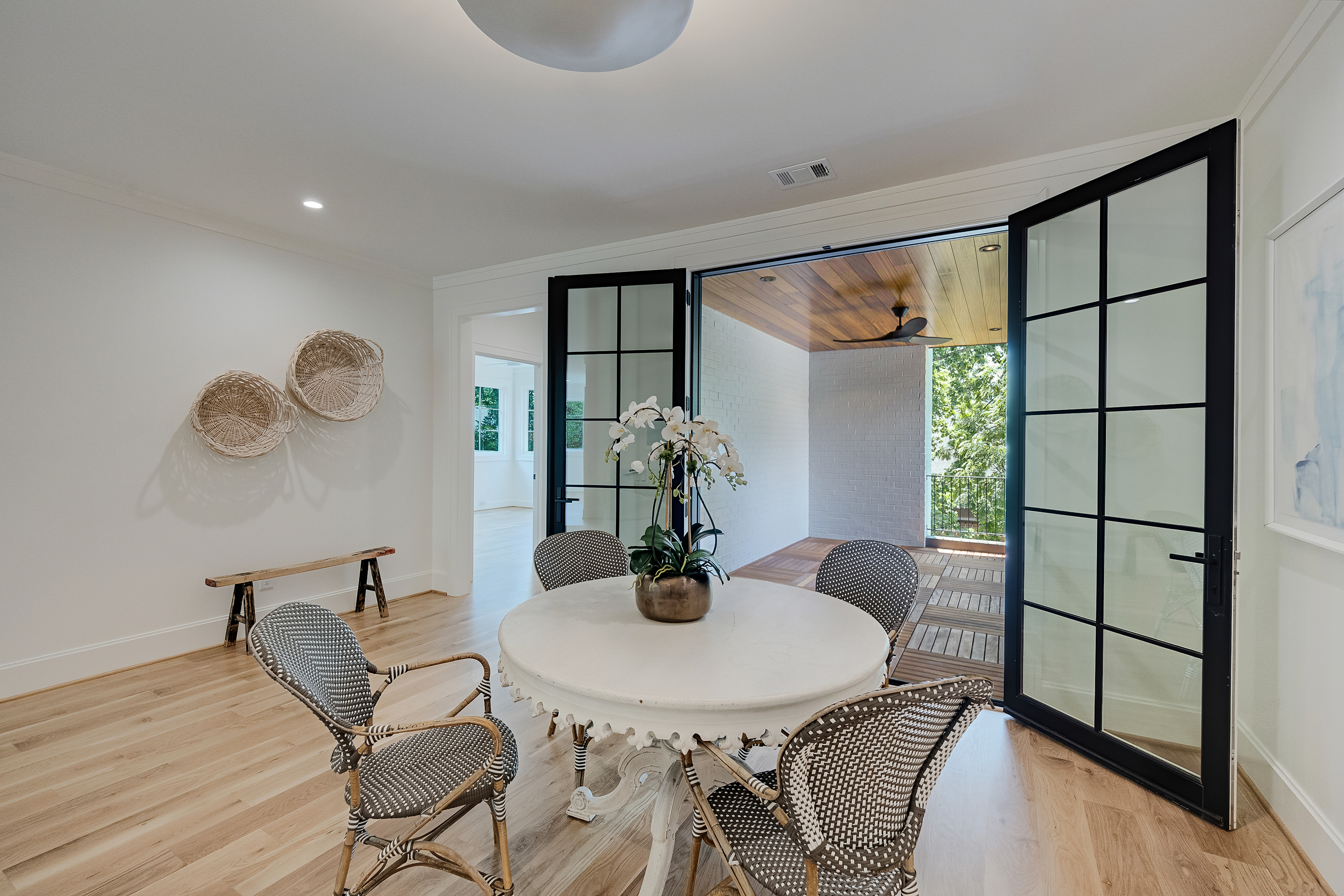  Elevated Living in Ashford Park - 物件實景