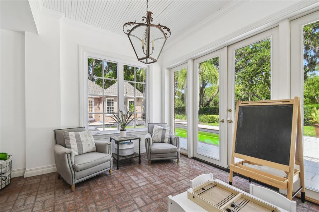 Tampa, Florida, 33613, United States, 5 Bedrooms Bedrooms, ,6 BathroomsBathrooms,Residential,For Sale,1838218